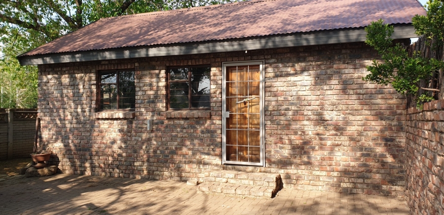 To Let 1 Bedroom Property for Rent in Jordania Free State